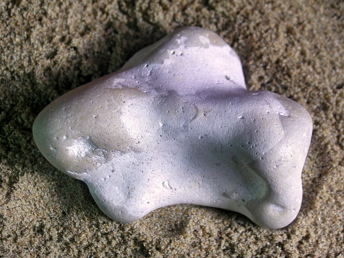 Small Flint Pebble "Sculptural Form"