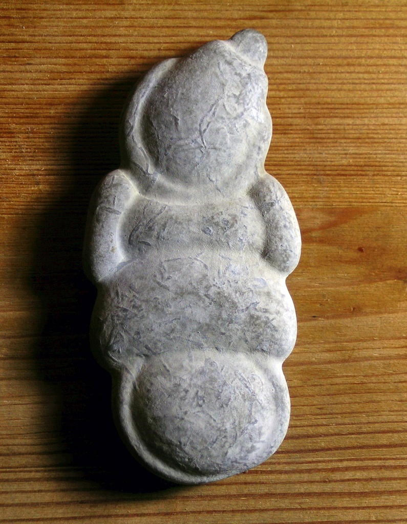Smaller Menalite Nodule (Fairy Stone)